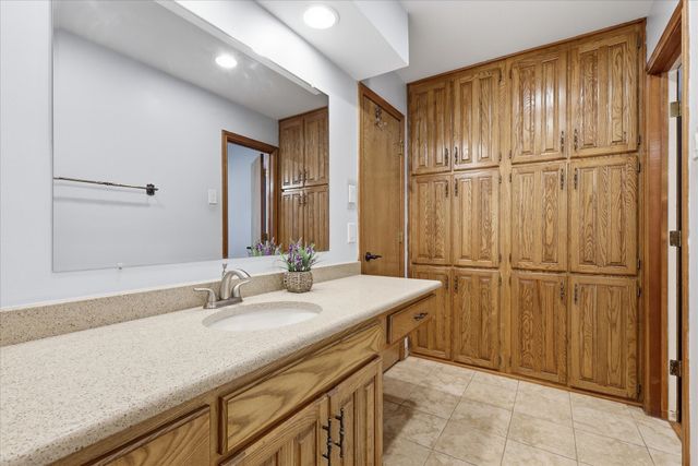 2509 Radcliffe Drive, Arlington, TX 76012