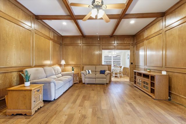 2509 Radcliffe Drive, Arlington, TX 76012