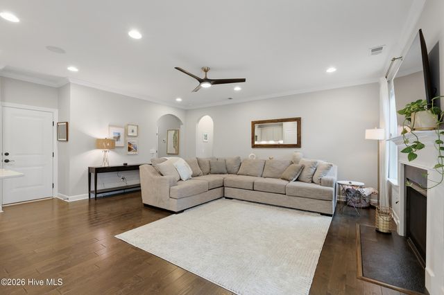 436 Island End Court, Wilmington, NC 28412