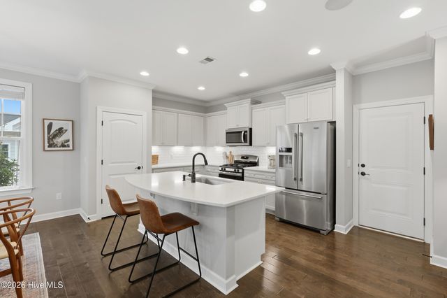 436 Island End Court, Wilmington, NC 28412