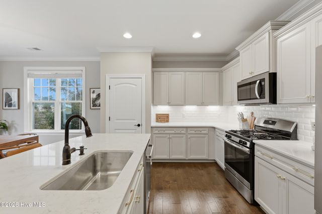 436 Island End Court, Wilmington, NC 28412