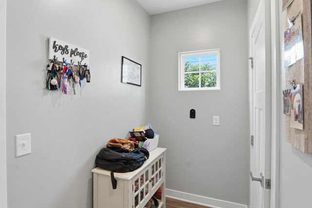109 Goose Road, Summerville, SC 29483