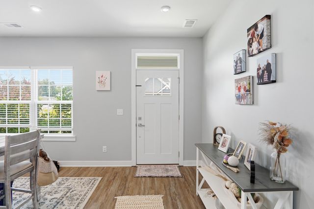 109 Goose Road, Summerville, SC 29483