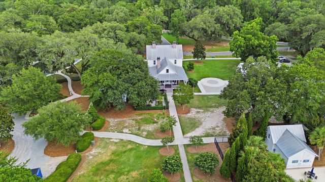 109 Goose Road, Summerville, SC 29483