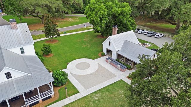 109 Goose Road, Summerville, SC 29483