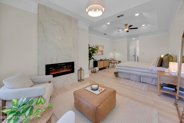 13850 WINDSOR CROWN Court E, Jacksonville, FL 32225