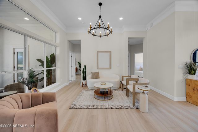 13850 WINDSOR CROWN Court E, Jacksonville, FL 32225