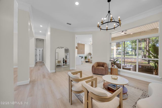 13850 WINDSOR CROWN Court E, Jacksonville, FL 32225