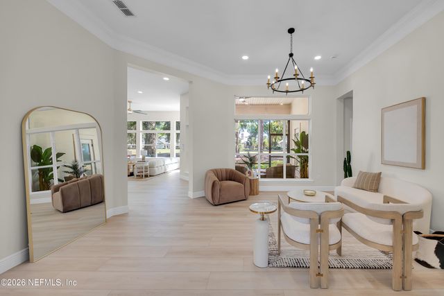 13850 WINDSOR CROWN Court E, Jacksonville, FL 32225