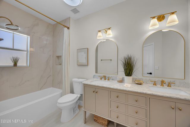 13850 WINDSOR CROWN Court E, Jacksonville, FL 32225