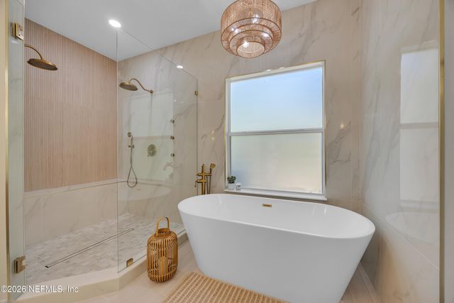 13850 WINDSOR CROWN Court E, Jacksonville, FL 32225