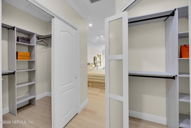 13850 WINDSOR CROWN Court E, Jacksonville, FL 32225