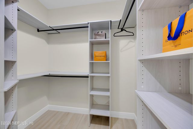 13850 WINDSOR CROWN Court E, Jacksonville, FL 32225