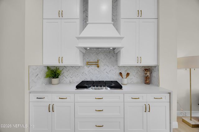 13850 WINDSOR CROWN Court E, Jacksonville, FL 32225