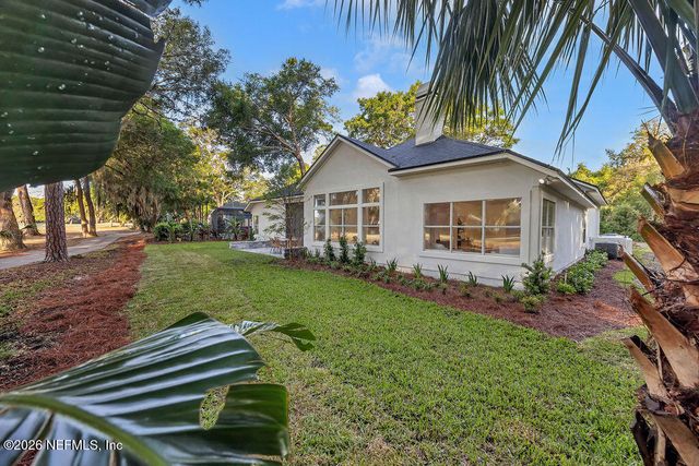 13850 WINDSOR CROWN Court E, Jacksonville, FL 32225