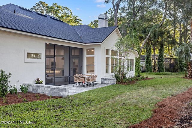 13850 WINDSOR CROWN Court E, Jacksonville, FL 32225