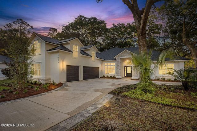 13850 WINDSOR CROWN Court E, Jacksonville, FL 32225