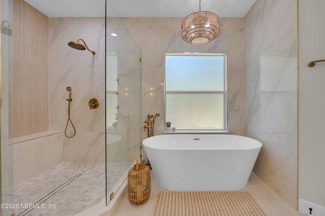 13850 WINDSOR CROWN Court E, Jacksonville, FL 32225