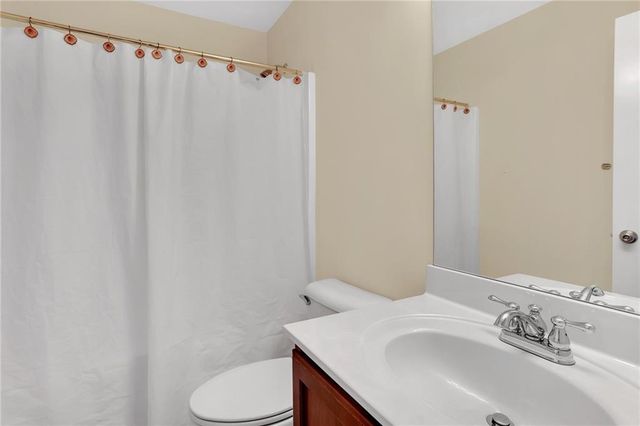 2055 Hickory Station Circle, Snellville, GA 30078