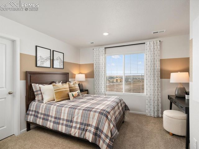 6683 Roundtail Way, Colorado Springs, CO 80925