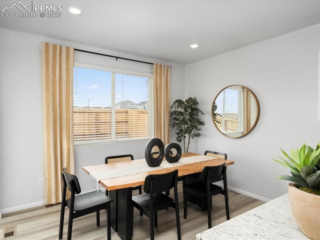 6683 Roundtail Way, Colorado Springs, CO 80925