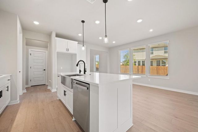 139 Great Sequoia Lane, Dripping Springs, TX 78620