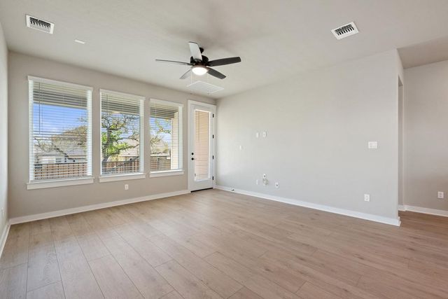 139 Great Sequoia Lane, Dripping Springs, TX 78620