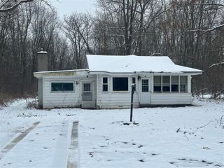 37207 Ecorse Road, Romulus, MI 48174