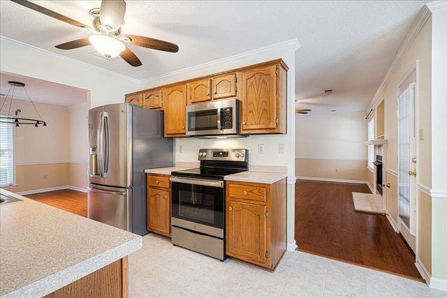 3331 DON VALLEY DR, Bartlett, TN 38133