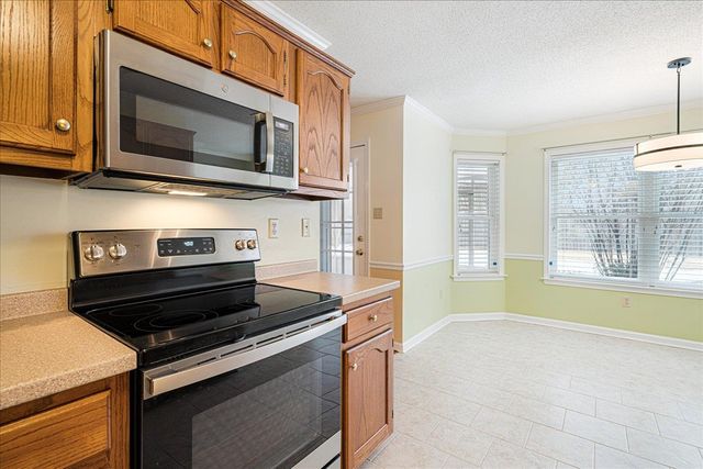 3331 DON VALLEY DR, Bartlett, TN 38133