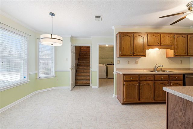 3331 DON VALLEY DR, Bartlett, TN 38133