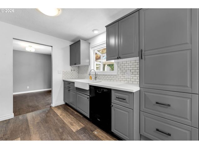 4704 Nw GRANT St, Vancouver, WA 98663