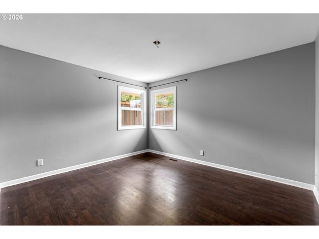 4704 Nw GRANT St, Vancouver, WA 98663