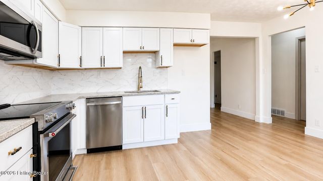 4107 Glen Valley Rd, Louisville, KY 40219