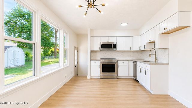 4107 Glen Valley Rd, Louisville, KY 40219