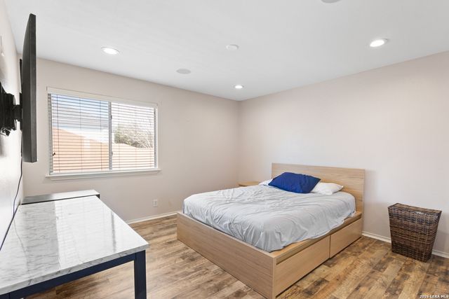 7318 MESQUITE CRK, San Antonio, TX 78244