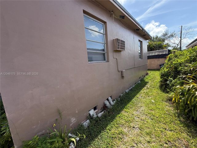 745 NW 32nd Ave, Miami, FL 33125