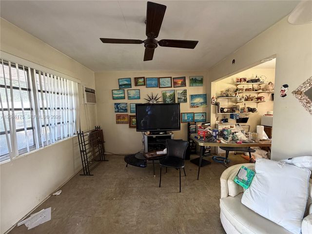 745 NW 32nd Ave, Miami, FL 33125