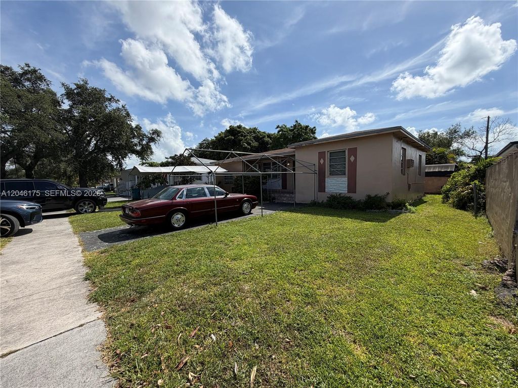745 NW 32nd Ave, Miami, FL 33125