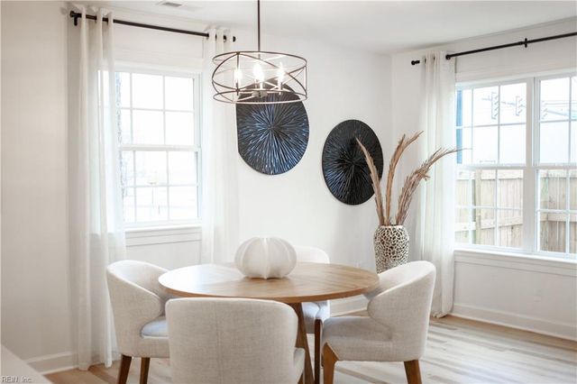 15661 Warwick Blvd Unit K, Newport News, VA 23608