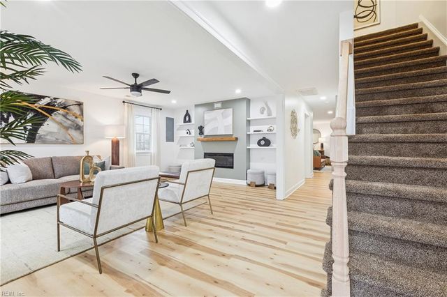 15661 Warwick Blvd Unit K, Newport News, VA 23608