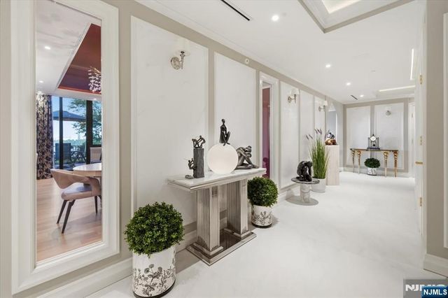 100 Carlyle Drive VG6, Cliffside Park, NJ 07010
