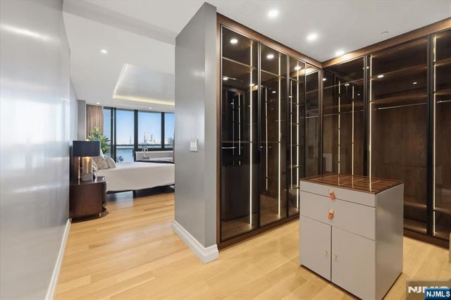 100 Carlyle Drive VG6, Cliffside Park, NJ 07010