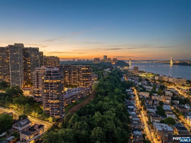100 Carlyle Drive VG6, Cliffside Park, NJ 07010