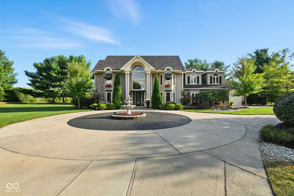 3511 W Stones Crossing Road, Greenwood, IN 46143