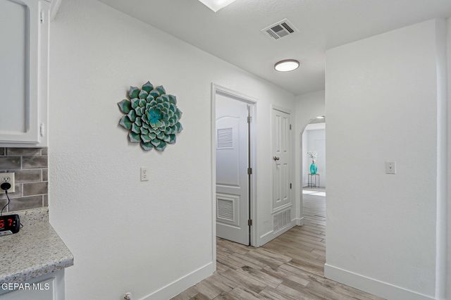 11745 QUEENS GARDEN Circle, El Paso, TX 79936