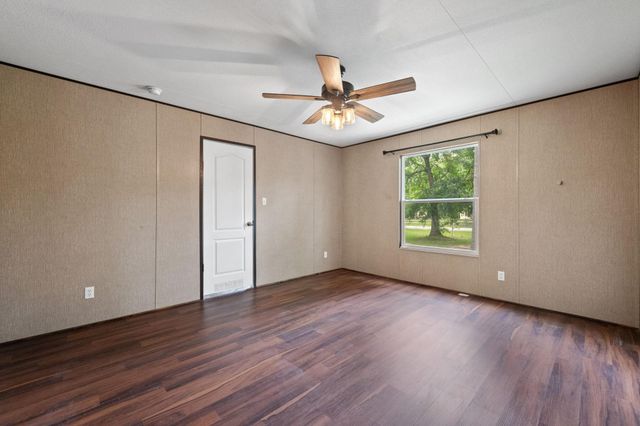 42 County Road 2802, Cleveland, TX 77327