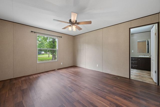 42 County Road 2802, Cleveland, TX 77327
