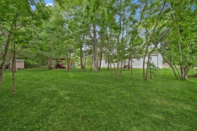 42 County Road 2802, Cleveland, TX 77327
