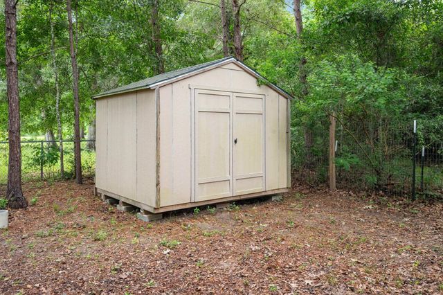 42 County Road 2802, Cleveland, TX 77327
